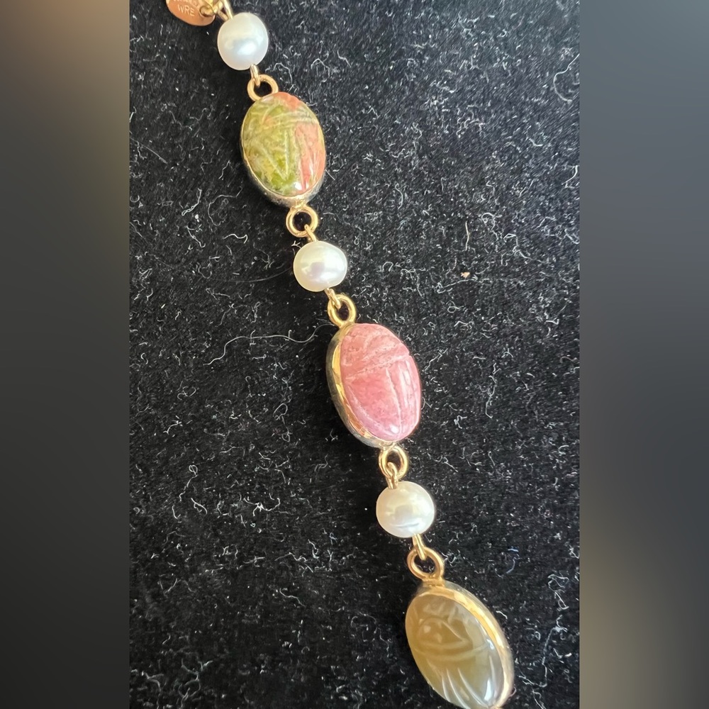 Vintage Scarab bracelet with 5 polished stones. - Picture 5 of 6